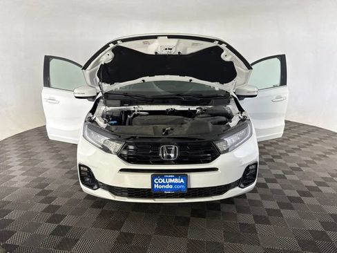 Certified 2026 Honda Odyssey Elite image 14