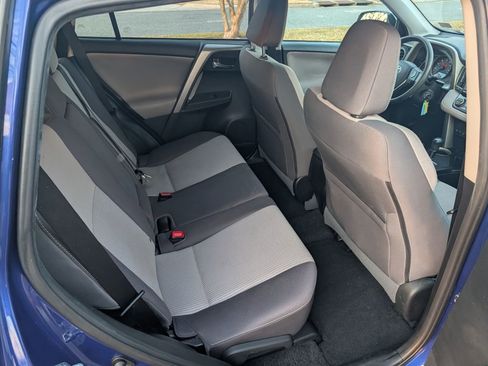 Used 2015 Toyota RAV4 XLE image 23
