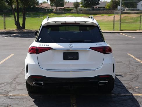 Used 2021 Mercedes-Benz GLE 350 4MATIC image 4
