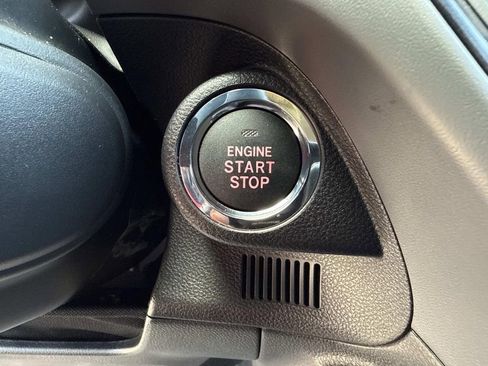 Certified 2025 Subaru Crosstrek 2.5i Limited image 32