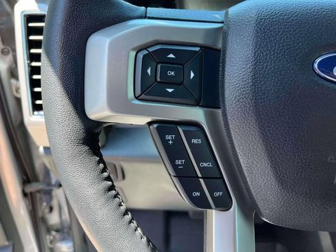 Used 2020 Ford F150 Lariat w/ FX4 Off-Road Package AWD/4WD image 28