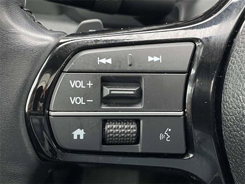 Used 2025 Honda Pilot Touring image 34