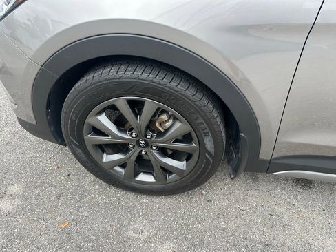 Used 2017 Hyundai Santa Fe Sport image 10