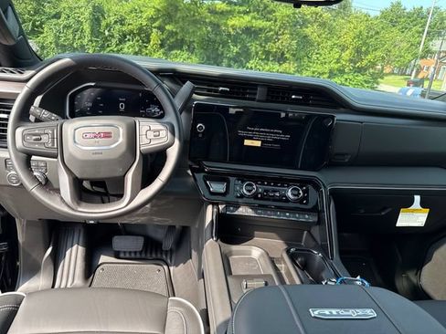 New 2026 GMC Sierra 2500 AT4X AWD/4WD image 15