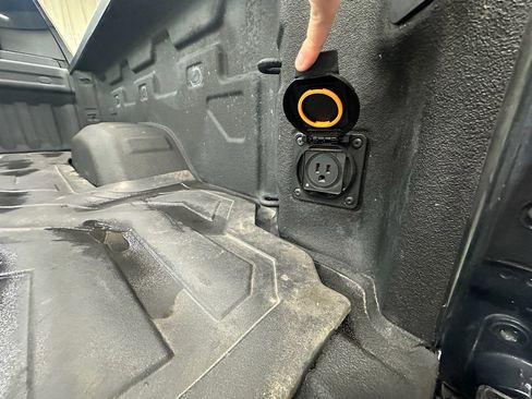 Certified 2024 GMC Sierra 3500 SLE w/ SLE Value Package image 22