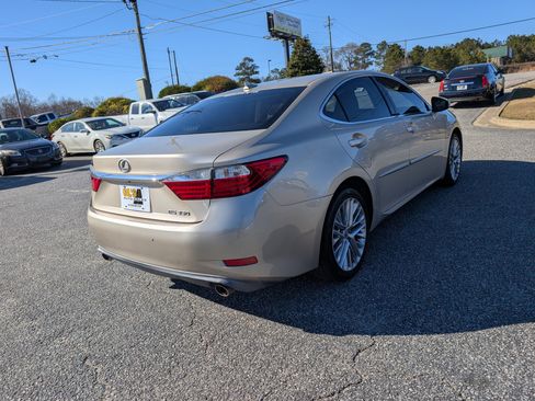 Used 2013 Lexus ES 350 4dr Sdn image 5