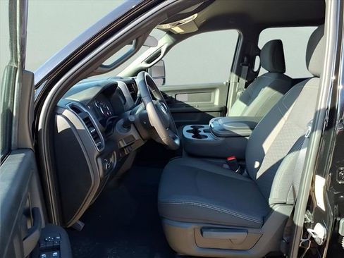 New 2026 RAM 2500 Tradesman AWD/4WD image 15