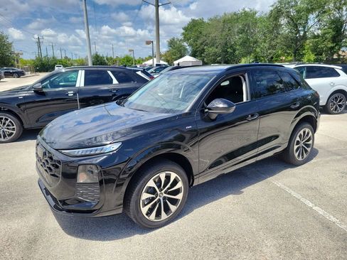 New 2026 Audi Q3 quattro 2.0T AWD/4WD image 2