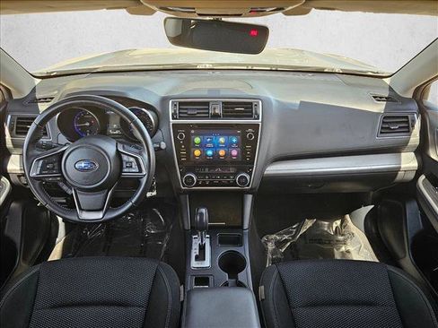 Used 2019 Subaru Outback 2.5i Premium image 17