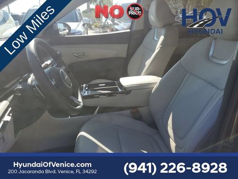 Used 2025 Hyundai Tucson Limited FWD image 21