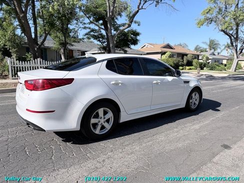 Used 2015 Kia Optima LX FWD image 4