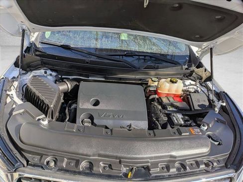 Used 2020 Buick Enclave Essence w/ Sound and Sites Package image 21