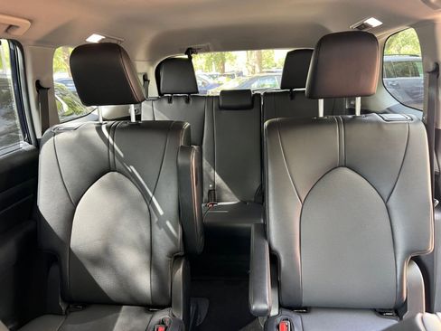 Used 2025 Toyota Grand Highlander FWD image 42
