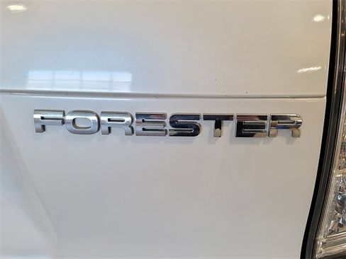 Used 2010 Subaru Forester 2.5X Limited image 29
