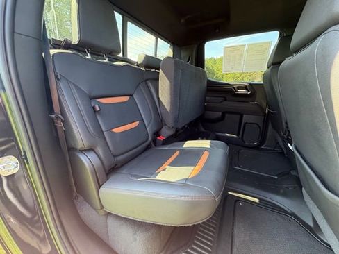 Used 2022 GMC Sierra 1500 AT4 image 36