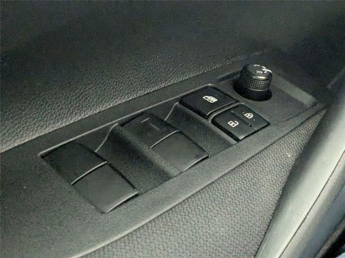 Certified 2025 Toyota Corolla LE FWD image 14