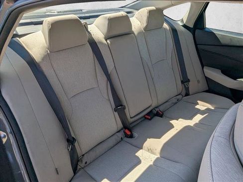 Used 2024 Honda Accord LX image 17