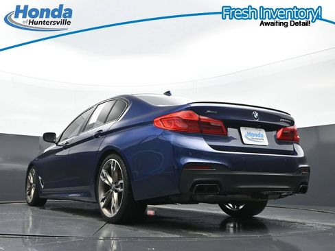 Used 2020 BMW M550i xDrive w/ Dynamic Handling Package AWD/4WD image 31