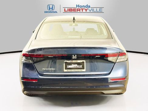 Certified 2025 Honda Accord SE image 10
