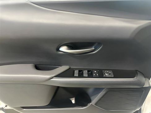 Used 2019 Lexus UX 250h w/ Premium Package AWD/4WD image 8