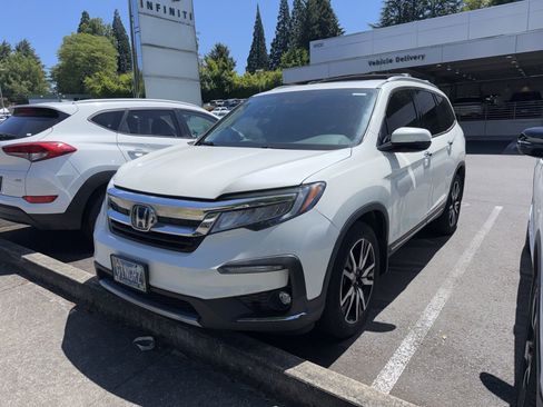 Used 2019 Honda Pilot Elite image 1