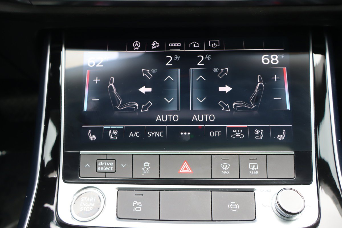 Used 2023 Audi Q8 Premium Plus AWD/4WD image 17