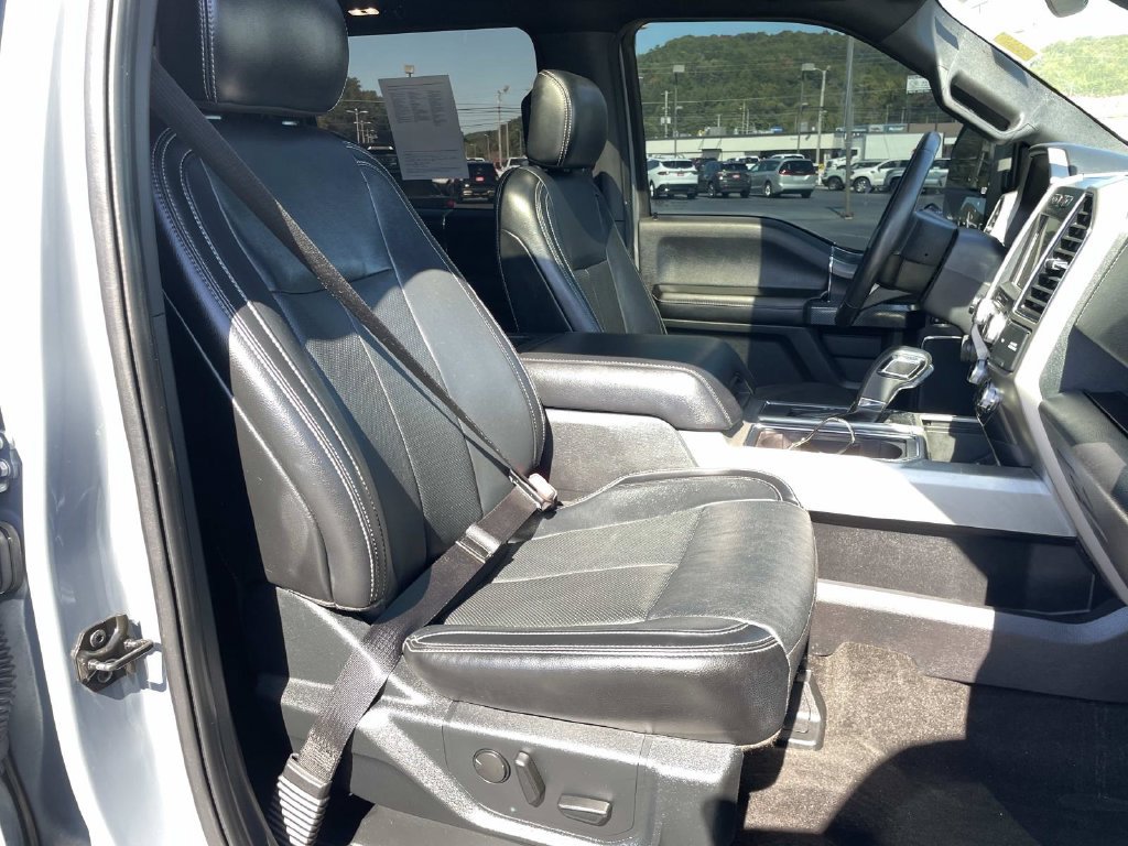 Used 2019 Ford F150 Lariat w/ Equipment Group 502A Luxury AWD/4WD image 33