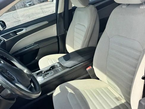 Used 2017 Ford Fusion S image 11