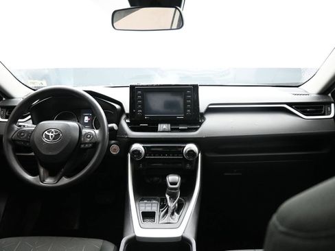 Used 2022 Toyota RAV4 XLE w/ Convenience Package image 34