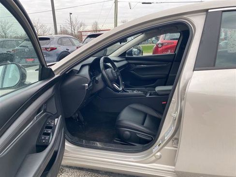 Used 2025 MAZDA MAZDA3 s image 3