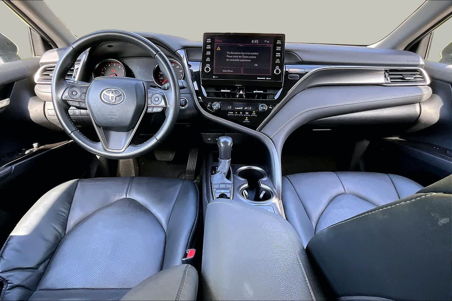 Used 2024 Toyota Camry XSE FWD image 15
