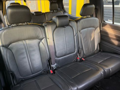 Used 2022 Jeep Wagoneer Series III image 25