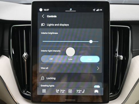 New 2026 Volvo XC60 B5 Ultra w/ Protection Package Premier image 16