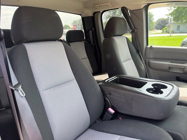 Used 2009 Chevrolet Silverado 2500 W/T AWD/4WD image 8