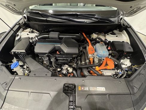 Used 2024 Hyundai Tucson Limited image 32