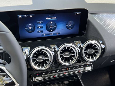 Used 2026 Mercedes-Benz GLA 250 GLA 250 image 19