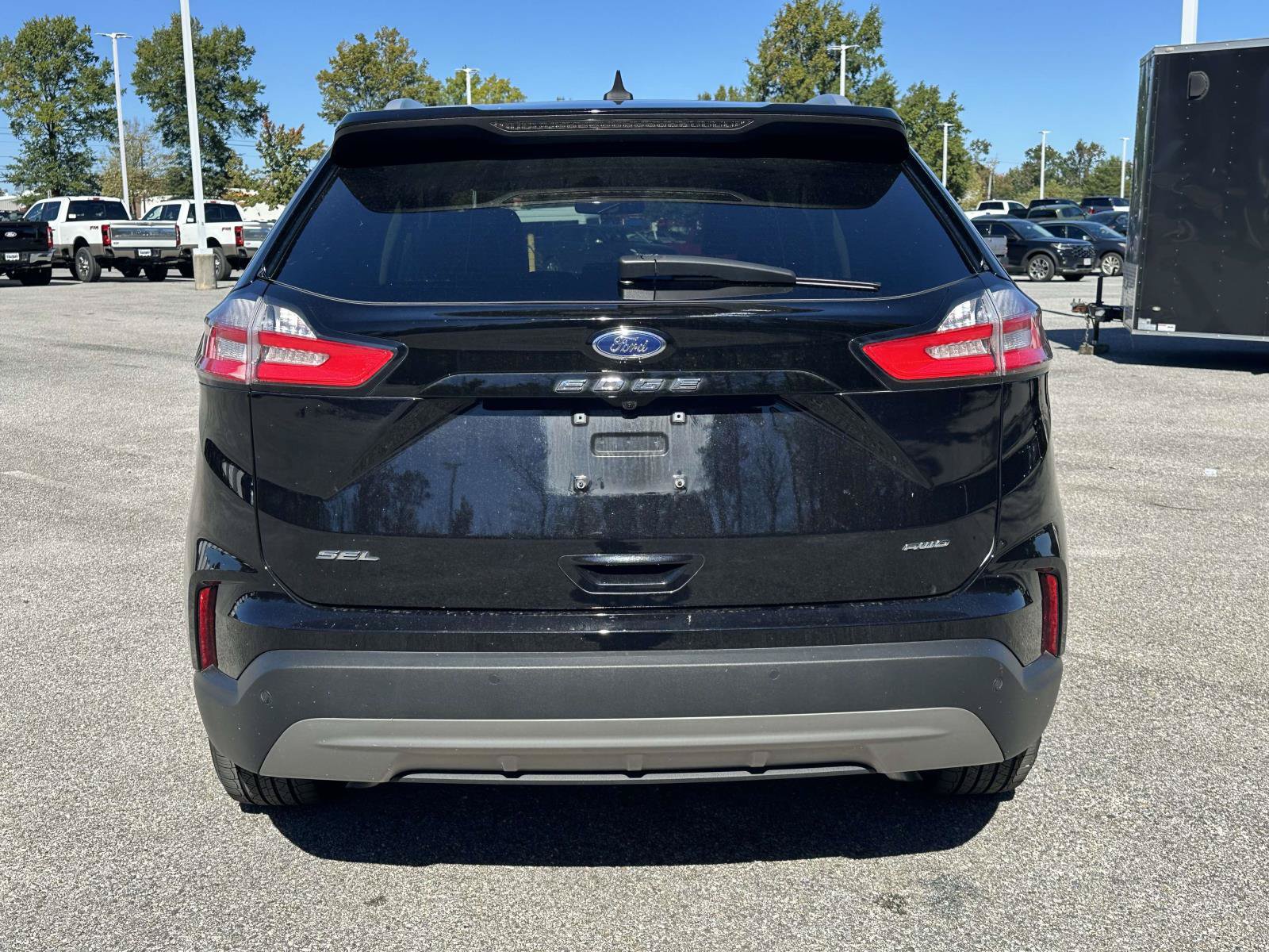 Certified 2024 Ford Edge SEL w/ Convenience Package AWD/4WD image 5