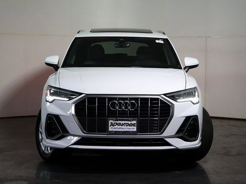 Used 2025 Audi Q3 2.0T Premium image 9