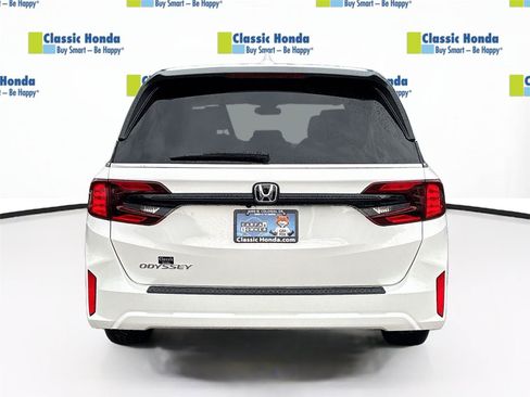 Certified 2026 Honda Odyssey EX-L image 7