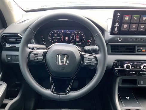 Certified 2026 Honda Passport RTL image 6