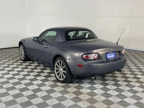 Used 2008 MAZDA MX-5 Miata Grand Touring w/ Premium Pkg RWD image 12