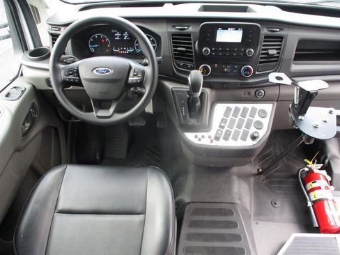 Used 2023 Ford Transit 250 image 7
