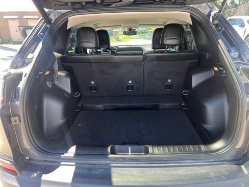 Used 2022 Jeep Cherokee Latitude Lux FWD image 28