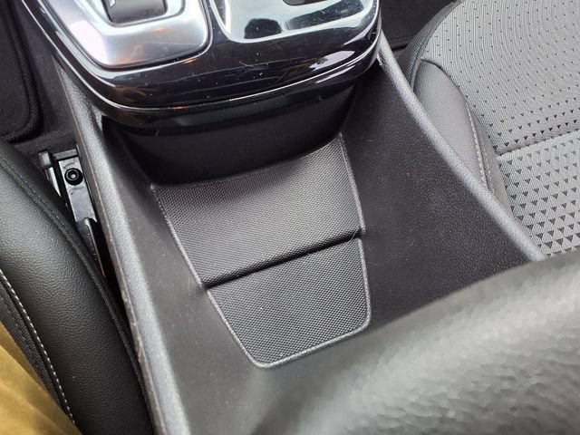 Used 2025 Chevrolet Trax LT FWD image 33