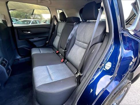 Certified 2024 Nissan Rogue SV image 19