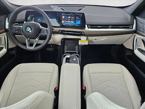 New 2026 BMW X1 xDrive28i w/ Technology Package image 14