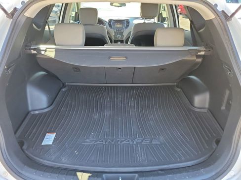 Used 2017 Hyundai Santa Fe Sport image 9