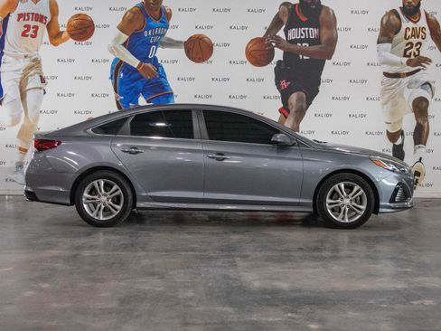 Used 2019 Hyundai Sonata SEL image 17