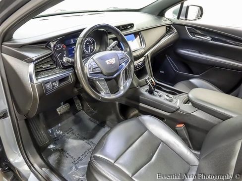 Certified 2021 Cadillac XT5 Premium Luxury image 10