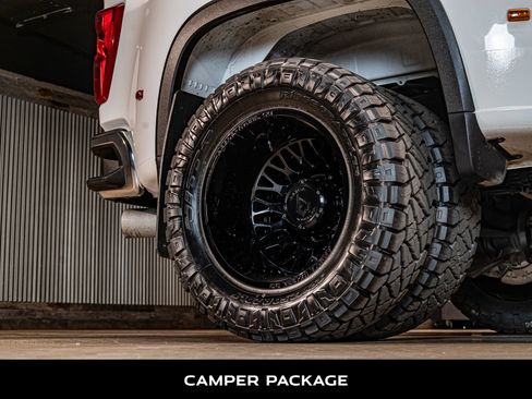 Used 2022 Chevrolet Silverado 3500 LTZ w/ LTZ Plus Package AWD/4WD image 12